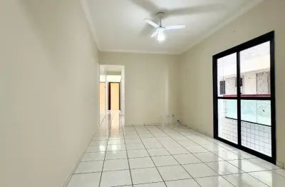 Apartamento dois dormitórios sendo uma suíte guilhermina praia grande sp