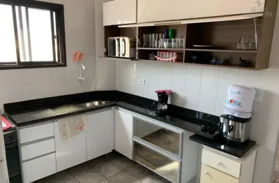 Apartamento dois dormitórios com duas sacadas banheiro com box Ocian praia grande sp