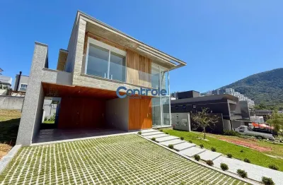 Casa em condomínio fechado com 4 quartos à venda na rua lagoinha, 65, pedra branca, palhoça por r$ 3.150.000