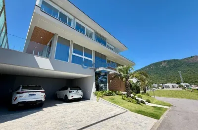 Casa em condomínio fechado com 4 quartos à venda na Rua Lagoinha, 65, Pedra Branca, Palhoça por R$ 11.500.000