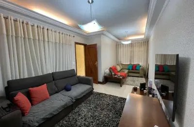 Sobrado no js têxtil, 03 suítes, 03 vagas, semi mobiliado !!