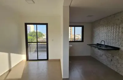 Apto novo, 02 dormitórios, de frente a praça, novo nunca habitado !!