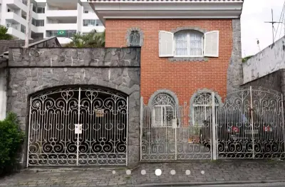 Sobrado no tatuapé, próximo ao mambo super mercado, 03 suítes, churrasqueira, 04 vagas !!