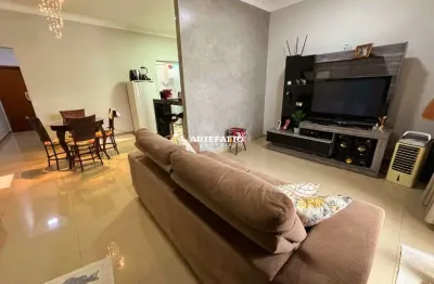Apartamento com 2 dormitórios no bairro santa lúcia
