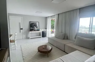 Apartamento 125 mts 3 dorms 1 suíte 2 vagas. impecável. com planejados.