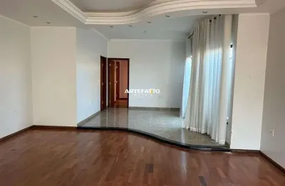 Casa com 3 quartos à venda na Rua Matheus Garcia Robles, 980, Vila Totoli, Franca