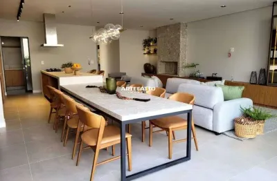 Casa de condomínio à venda, no villa di capri, em franca, com 4 suítes.
