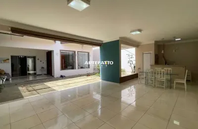 Casa com 4 quartos à venda na Rua Quadrangular, 4003, Esplanada Primo Meneghetti, Franca