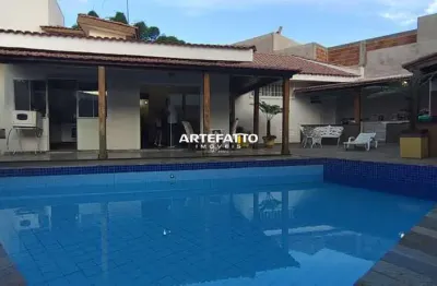 Casa parque castelo, 3 suítes, piscina, garagem 2 carros.