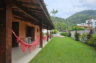 Casa com 5 quartos à venda na Rua Comendador Miranda, 129, Toninhas, Ubatuba