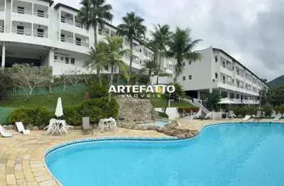 Excelente apartamento de 3 dormitórios na praia das toninhas em ubatuba
