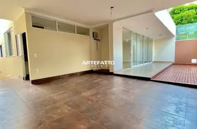 Casa sustentável com 3 dormitórios no bairro parque do castelo