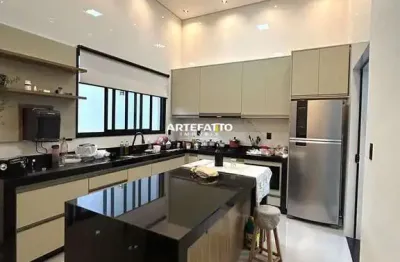 Casa à venda em franca, jardim natal, com 3 dormitórios, uma suíte, 200m