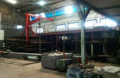 Prédio comercial com galpão industrial perto da av sabará e marginal pinheiros
