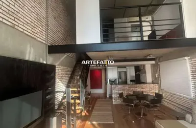 Com 130m² de área privativa, este loft une elegância, conforto e praticidade