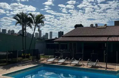 Casa com 3 quartos à venda na Rua Alberto Bonafini, Vale do Reno, Londrina