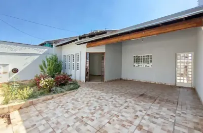 Casa com 3 quartos à venda na rua júlio bianchi, jardim vale do cedro, londrina, 120 m2 por r$ 560.000