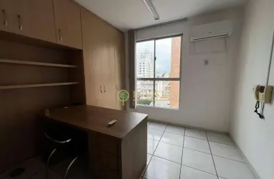 À venda | sala comercial com 27 m² - estreito, em florianópolis.