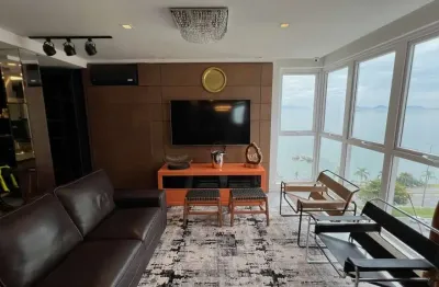 Apartamento com 2 dormitórios à venda, 77 m² por R$ 1.500.000,00 - Centro - Florianópolis/SC