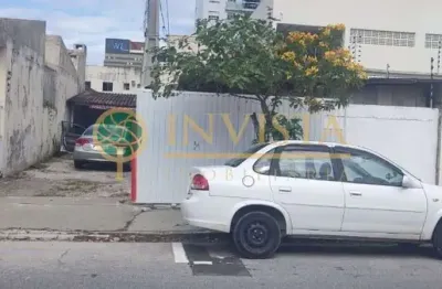 Terreno com viabilidade comercial e residencial à venda no Estreito.