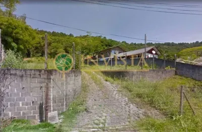 À venda | Terreno com 1086m² e Viabilidade 2.3 - Praia de Jurerê, em Florianópolis.