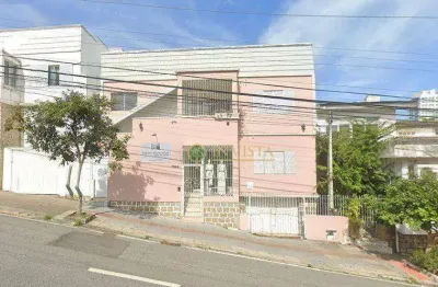 À venda | casa comercial de 140m² – av. rio branco, centro de florianópolis.