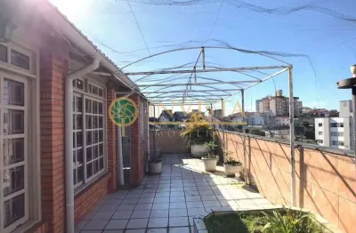 Vista mar com terraço privativo e 2 vagas de garagem à venda no estreito