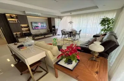 À venda | 186 m², Mobiliado, ampla sacada e 3 suítes - Jurerê Internacional, em Florianópolis.