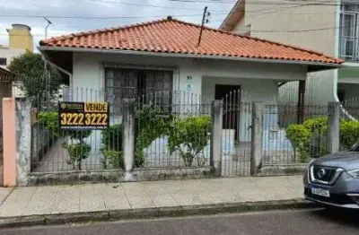 À venda | 165m², 4 quartos e 2 vagas de garagem - Balneário do Estreito, Florianópolis.