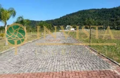 À venda | condomínio fechado, 380 m² - canasvieiras, em florianópolis.