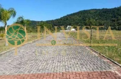 À venda | condomínio fechado, 380 m² - canasvieiras, em florianópolis.