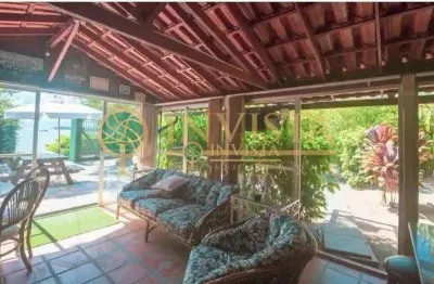 À venda | 1550 m², frente mar, 10 vagas de garagem - sambaqui, em florianópolis.