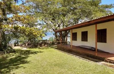 Pé na areia com praia particular, 3 quartos e 10 vagas no ribeirão da ilha - á venda em florianópolis