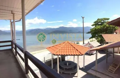 Frente mar, 3 quartos sendo 1 suíte e 3 vagas no ribeirão da ilha - à venda em florianópolis
