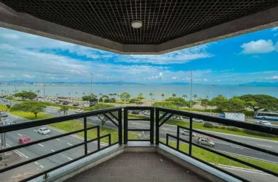 Frente mar, 3 quartos, sendo 1 suíte e 2 demi suítes  na agronômica - á venda em florianópolis