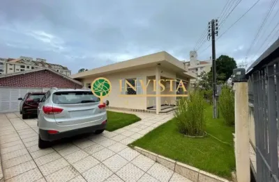 À venda | casa financiável de 145 m² em terreno de esquina com 367,50 m² – coqueiros, florianópolis
