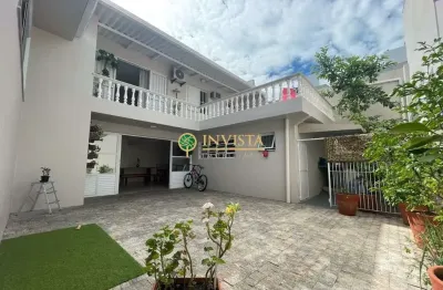 À venda | 231 m², semi mobiliado, terraço privativo, 4 quartos e 3 vagas - canto, em florianópolis.