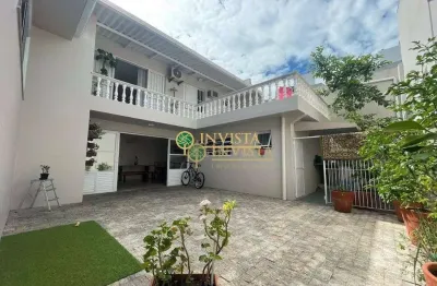 À venda | 231 m², semi mobiliado, terraço privativo, 4 quartos e 3 vagas - canto, em florianópolis.