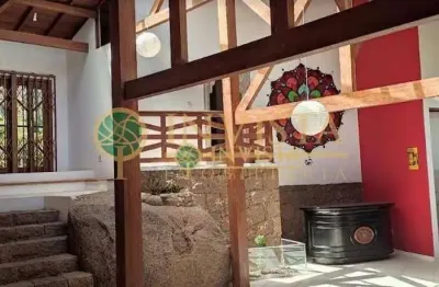 Casa com 4 quartos à venda na Servidão Recanto da Pedra, 3, Rio Tavares, Florianópolis