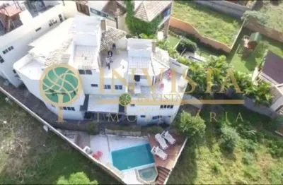 Oportunidade de investimento! pousada com 700m², piscina e 6 quartos - à venda na praia do campeche.