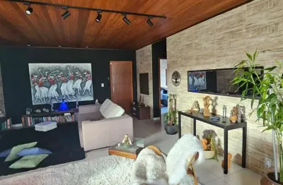 À venda | 100 m², Terraço, 2 suítes e 1 vaga - Praia dos Ingleses, em Florianópolis.