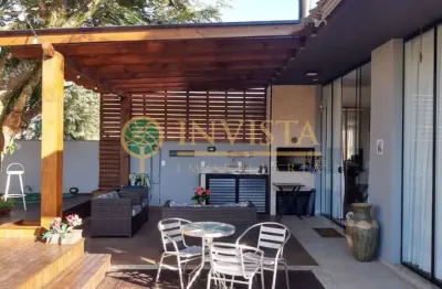 À venda no Bom Abrigo! Terraço privativo, jacuzzi e espaço gourmet.