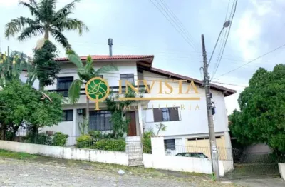 À venda | vista panorâmica, 6 quartos, mezanino e 4 vagas de garagem - trindade, em florianópolis.