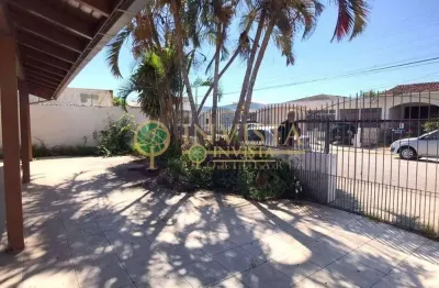 À venda no bairro balneário do estreito! 264m², 4 quartos e 2 vagas de garagem.