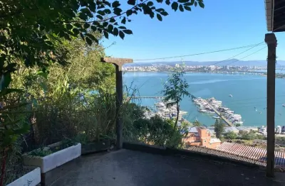 À venda | Vista Mar permanente, churrasqueira e 4 quartos - José Mendes, em Florianópolis.