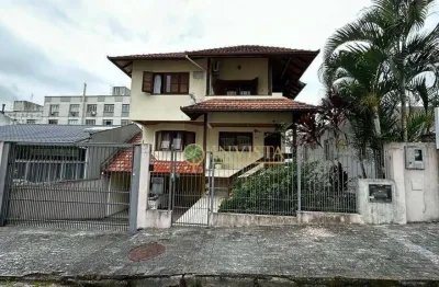 Casa com 4 dormitórios à venda, 320 m² por r$ 1.690.000,00 - trindade - florianópolis/sc