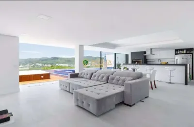 Casa com 4 quartos à venda em florianópolis, varanda gourmet, piscina privativa e 2 vagas - próximo à ufsc, bairro trindade.