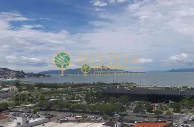Vista mar, 2 vagas e localização privilegiada no centro de florianópolis.
