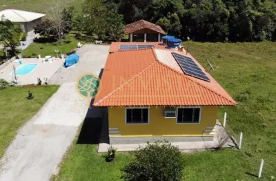 Casa com 3 quartos à venda em biguaçu! piscina privativa, aquecimento solar e 10 vagas de garagem.