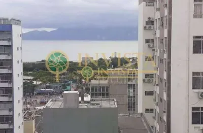 Sala Comercial à venda com 1 vaga no Centro de Florianópolis.
